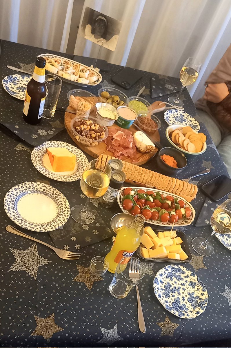 Toestand's tweet image. Gezellig maken in #Kalorama