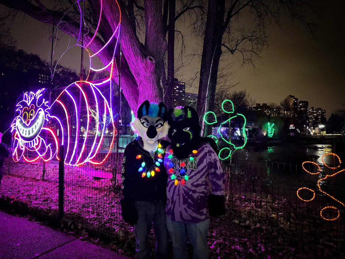 Merry Christmas from <a href="/badg3rbadg3r/">Zeke DaBusky</a> and I

#Furry #furrycommunity #FurryFandom