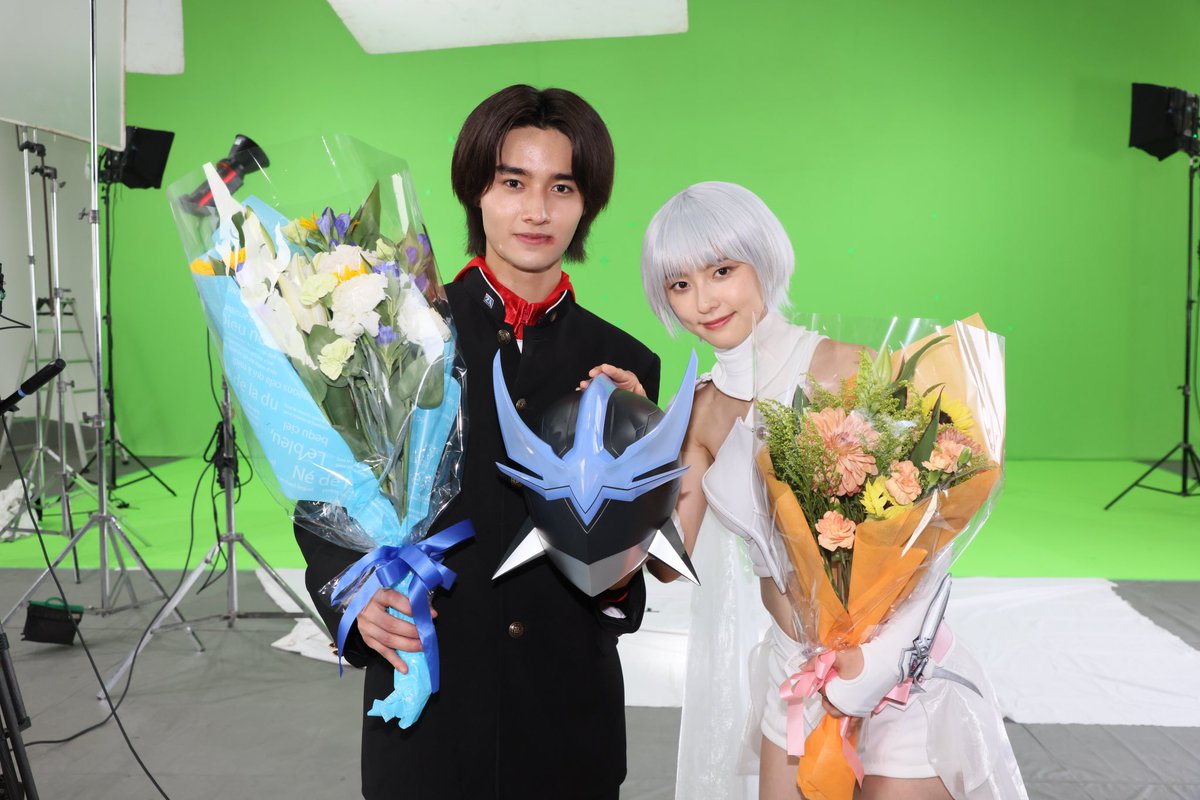 MaitoF_official's tweet photo. #ウイングマン 最終回ありがとうございました！
健太と共に自分自身も色々なことを経験し、学び、大きく成長させて貰えたひと時でした。
桂先生を始め、作品に携わった全ての皆さんの愛が、熱が、これでもか！という程詰まっていたなぁと。好きなことを純粋に追い求める素直さと、揺るぎない正義で動く真っ直ぐな健太の姿はどこか説得力があって。カッコよくみえて。今の時代にも必要な、大事なことを教えてくれた気がします。

僕がのびのびと「健太」でいれたのは、最高のキャストの皆と、その世界を作り出してくれた坂本監督や関係者の皆さん、そしてウイングマンを愛する皆さんのおかげです。

そしてなによりもこなっちゃん！
アオイさんでいてくれてありがとう！
最高の相棒です✌︎

ヒーローは最高だ！
ウイングマンに関わった、愛してくれた全ての皆様に感謝して。チェイング！！

本当にありがとうございました🪽
@tx_wingman 
@MasakazuKatsura