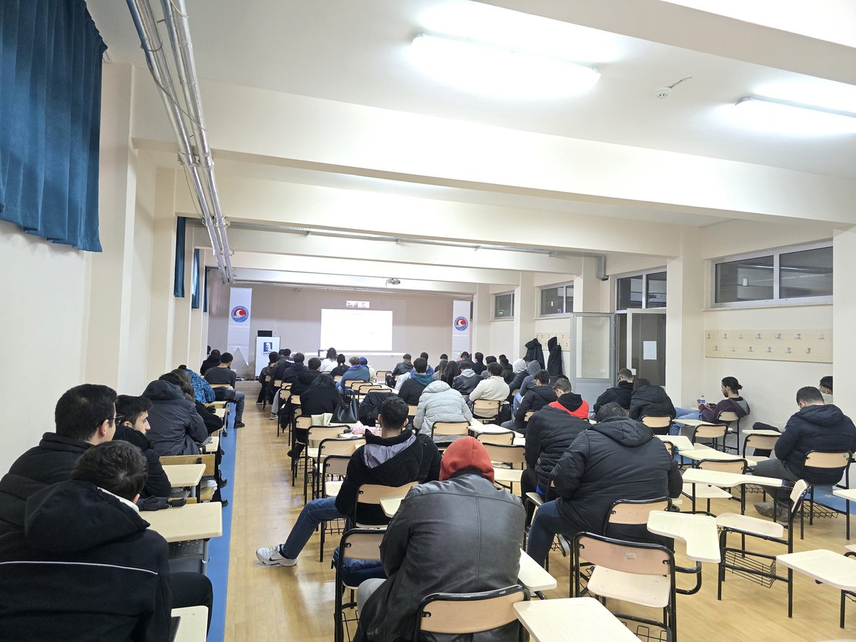 _NilgunSengoz's tweet photo. @makuedutr Gölhisar Uygulamalı Bilimler Yüksekokulu’nda, akademik danışmanlığını yürüttüğüm #PROGEM Topluluğu tarafından düzenlenen online seminerde, NVIDIA tabanlı yapay zeka çözümleri, görüntü işleme teknikleri ve video özetleme teknolojileri üzerine güncel ve değerli bilgiler paylaşıldı. @openzeka  şirketinin kurucusu Ferhat Kurt katkılarıyla gerçekleşen bu etkinlikte, sektörün nitelikli insan kaynağı ihtiyacı ve staj başvuru süreçlerine dair detaylı değerlendirmeler yapıldı. Etkinliğimize katılarak ilgi gösteren tüm öğrencilerimize teşekkür ederim. 
-------------------------------------------
An online seminar was organized by the PROGEM Community, for which I serve as an academic advisor, at Gölhisar School of Applied Sciences. The seminar featured insightful discussions on NVIDIA-based artificial intelligence solutions, image processing techniques, and video summarization technologies. The event, enriched by the participation of Ferhat Kurt, the founder of OpenZeka, also provided an in-depth evaluation of the industry's demand for skilled professionals and internship application processes. I sincerely thank all the students who participated in and contributed to this engaging event.

#NVIDIA #ArtificalIntelligence #DeepLearning #MachineLearning #MAKÜ #GUBYO
