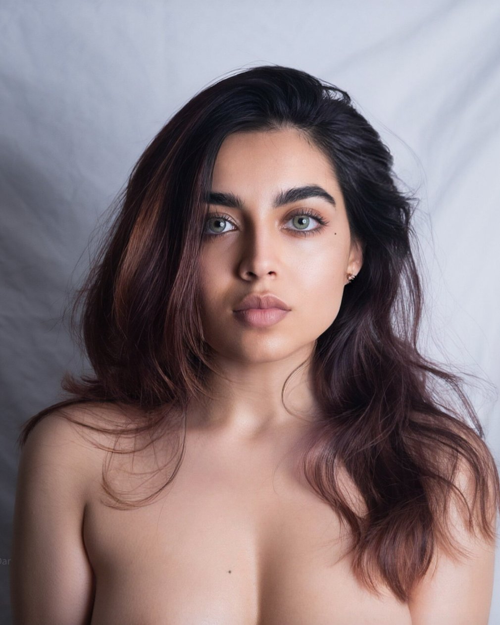 Model Hub on X: You are witnessing the collapse of civilization. She is Zara  Dar, a YouTuber who used to make videos on Neural Networks, Machine  Learning Zara Dar is quitting her