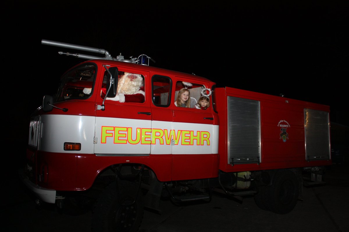 so ein richtiger Weihnachtsmann reist mit Stil! Wir wünschen frohe Weihnachten!