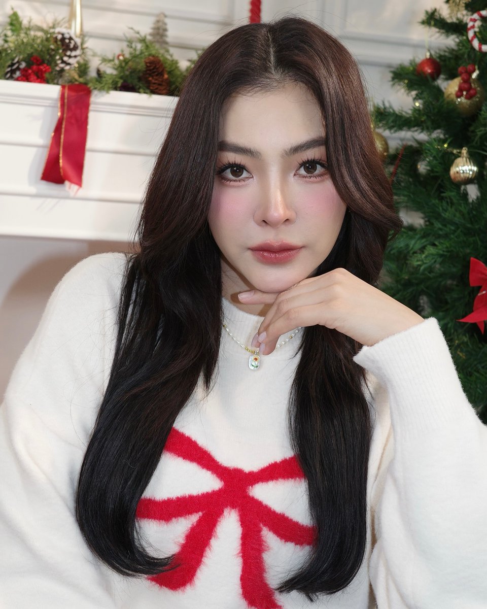 TheSapphicThing's tweet photo. deariss Instagram update with Faye!

LOVE FAYE YOKO MERRYXMAS
#FayeYokoXmasSong https://t.co/CitKESEYRd