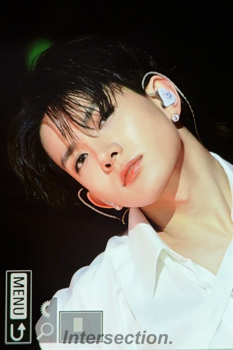 00wwbdw's tweet photo. 이게 다 이희승이라는게………………….
진짜 아이돌 하려고 태어난 것 같다 https://t.co/9B93Mxk42l