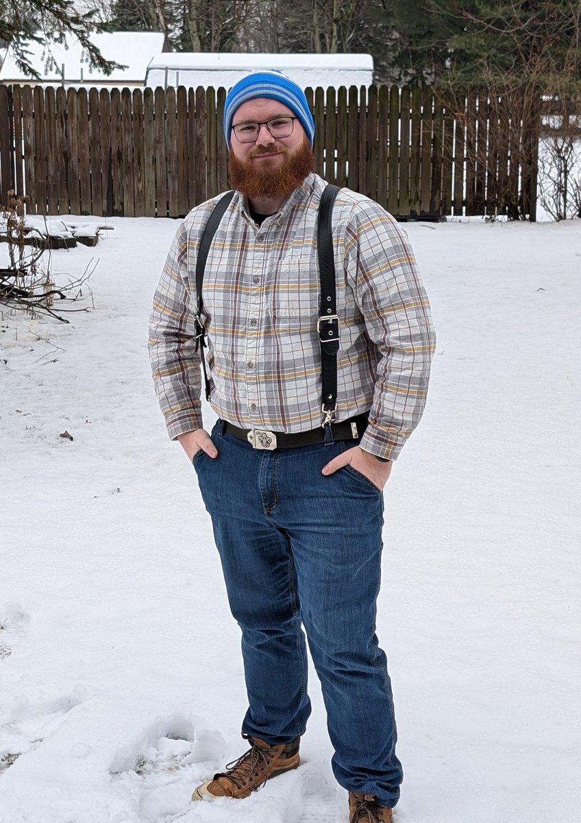 Lumberjack Bear tweet media