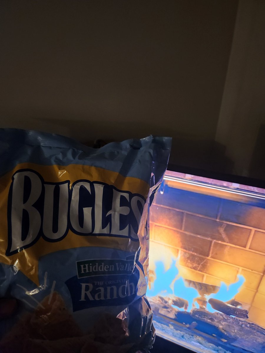 scottfufkin's tweet photo. Christmas breakfast Bugles https://t.co/DUwrKrQKWT