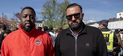 Nils_Littorin's tweet image. Malmös bidragsparasiter i korrupta föreningen Flamman får 350 000kr av Stadsbiblioteket, för att ”hantera stökiga ungdomar”. Flammans chefer tar ut mångmiljonbelopp i lön från sosseelitens bidrag. Samtidigt har Stadsbiblioteket inte pengar till nya böcker! 📚 #malmö #maffia