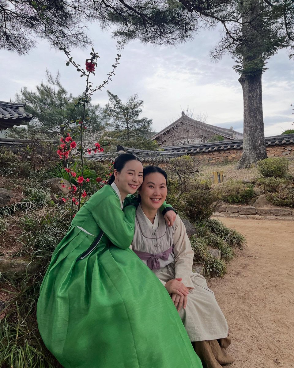 Lim Ji Yeon tweet media