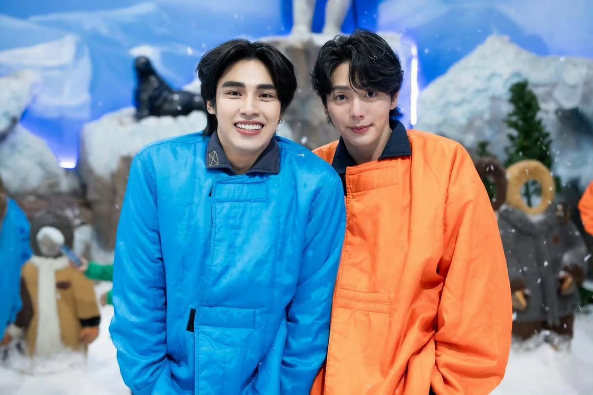 JmeyLife's tweet photo. my favorite photo come from the 
 UpPoomพัก EP10 Dream world, love my kids🥹🥹🥹
 #UpPoomพักNY2025 https://t.co/RpVxItuqMm