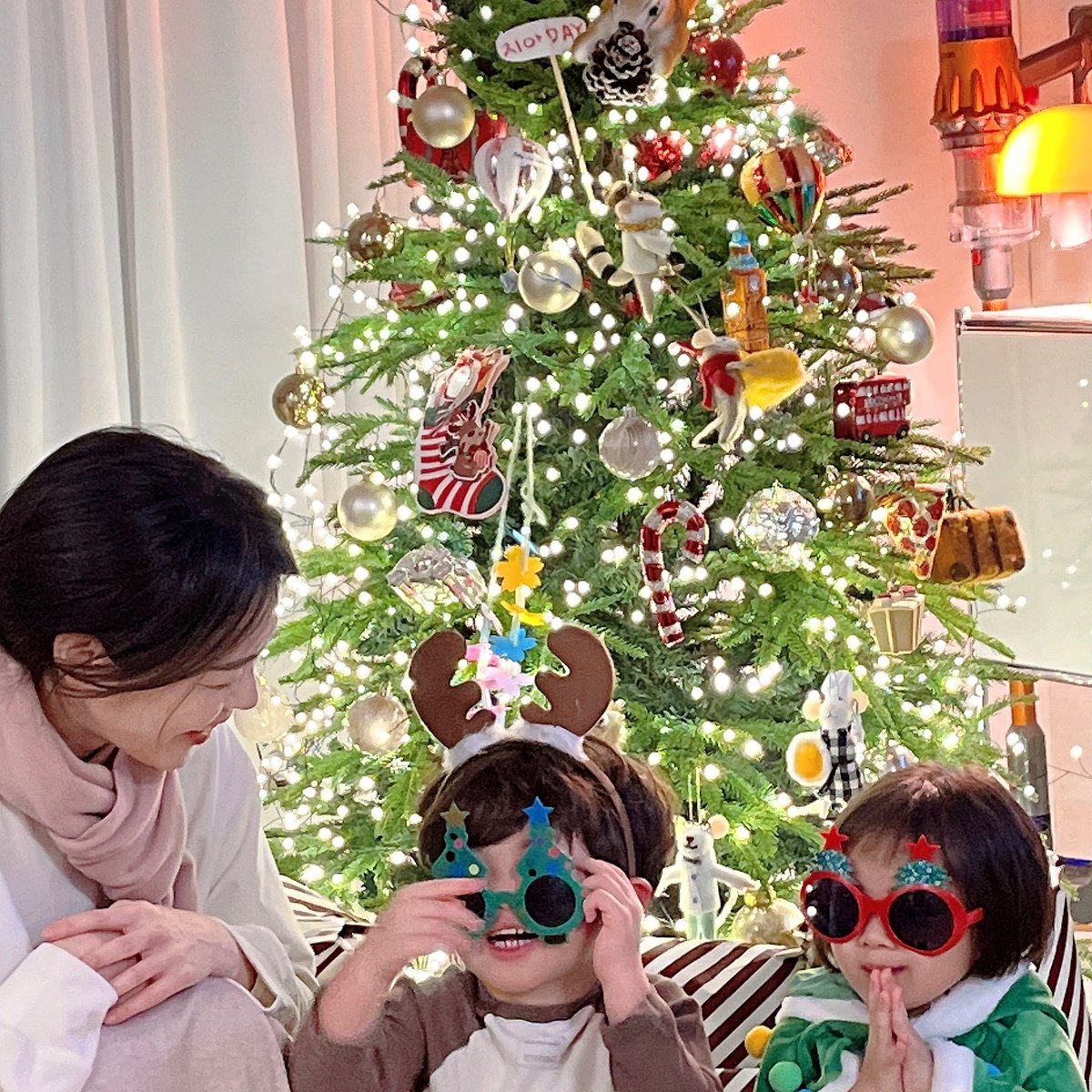 Hana_C__'s tweet photo. 일곱 번째🎄
너무 좋다☺️다들 메리 크리스마스!🔔 https://t.co/l53CExkrcH