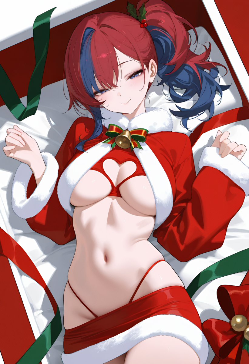 このサンタ衣装はいったい・・・?🤔 