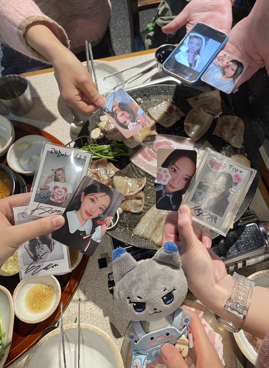 he_chee7's tweet photo. 잠깐… 다녀갑니다🥰 https://t.co/dzeOJ2rmDY