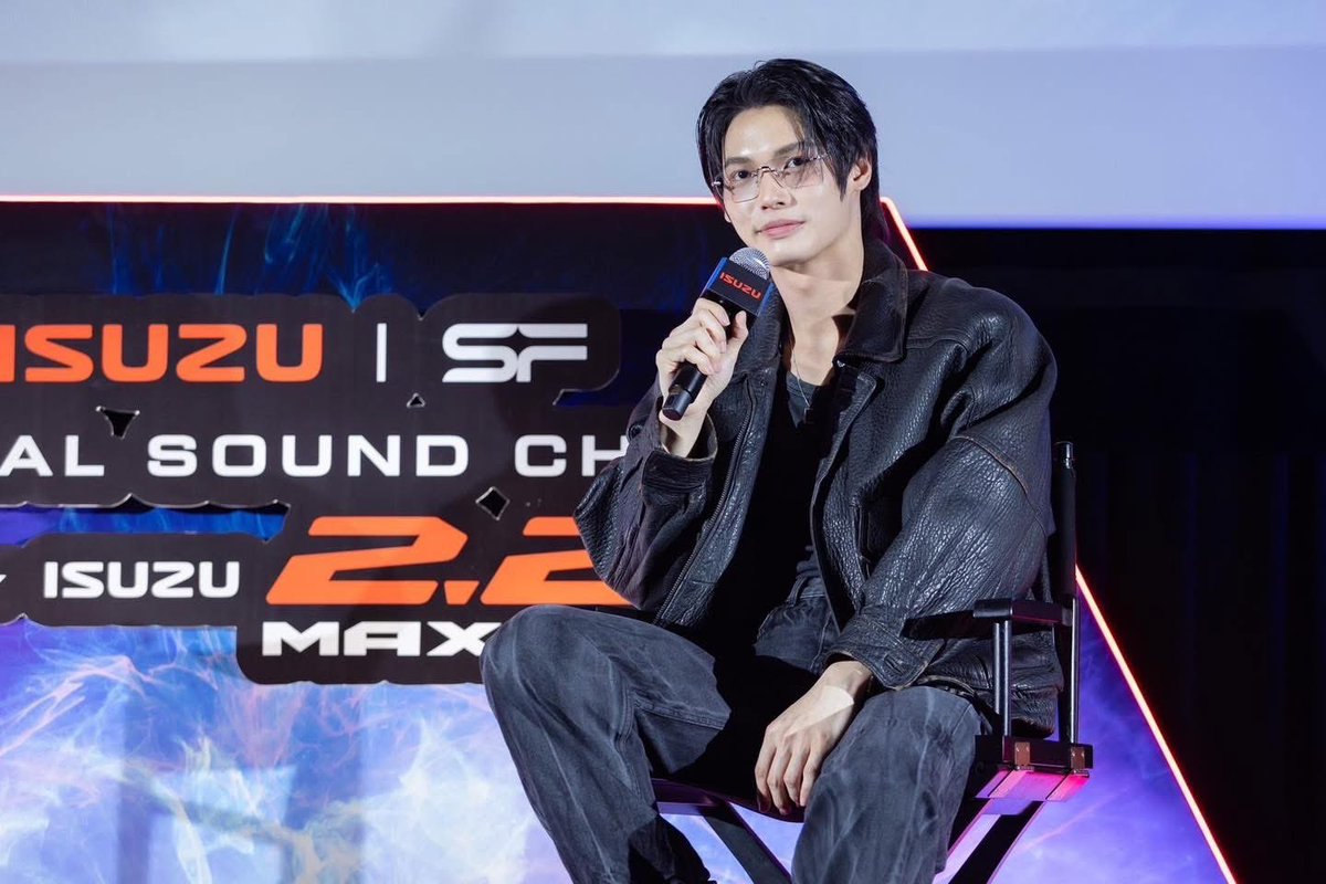 __opywpy__'s tweet photo. cr. SF Cinema 

Isuzu X Win 
#SFxISUZUxWIN 
#ISUZUSoundcheckxWIN
#winmetawin https://t.co/XD0AESxfir