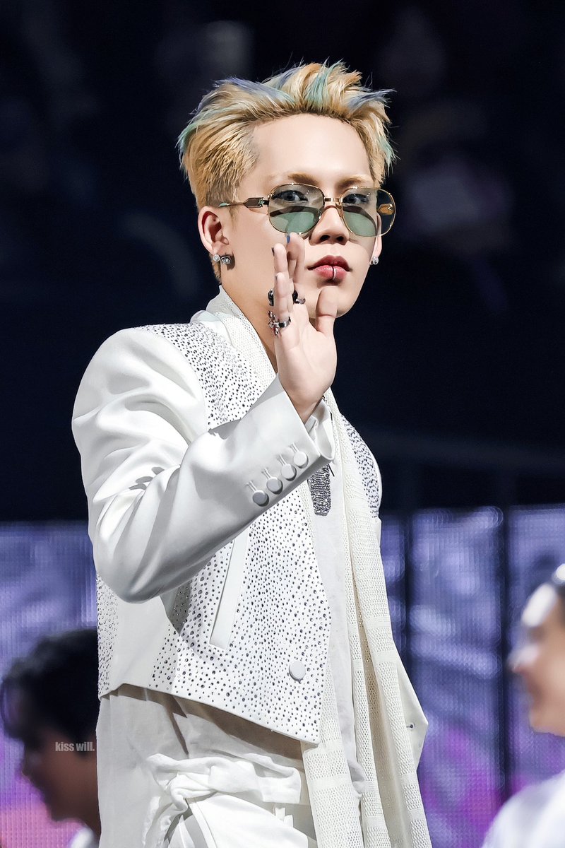 kisswillkiss's tweet photo. - 241225

#최현석 #CHOIHYUNSUK
#트레저 #TREASURE https://t.co/aqFgDcQvAo