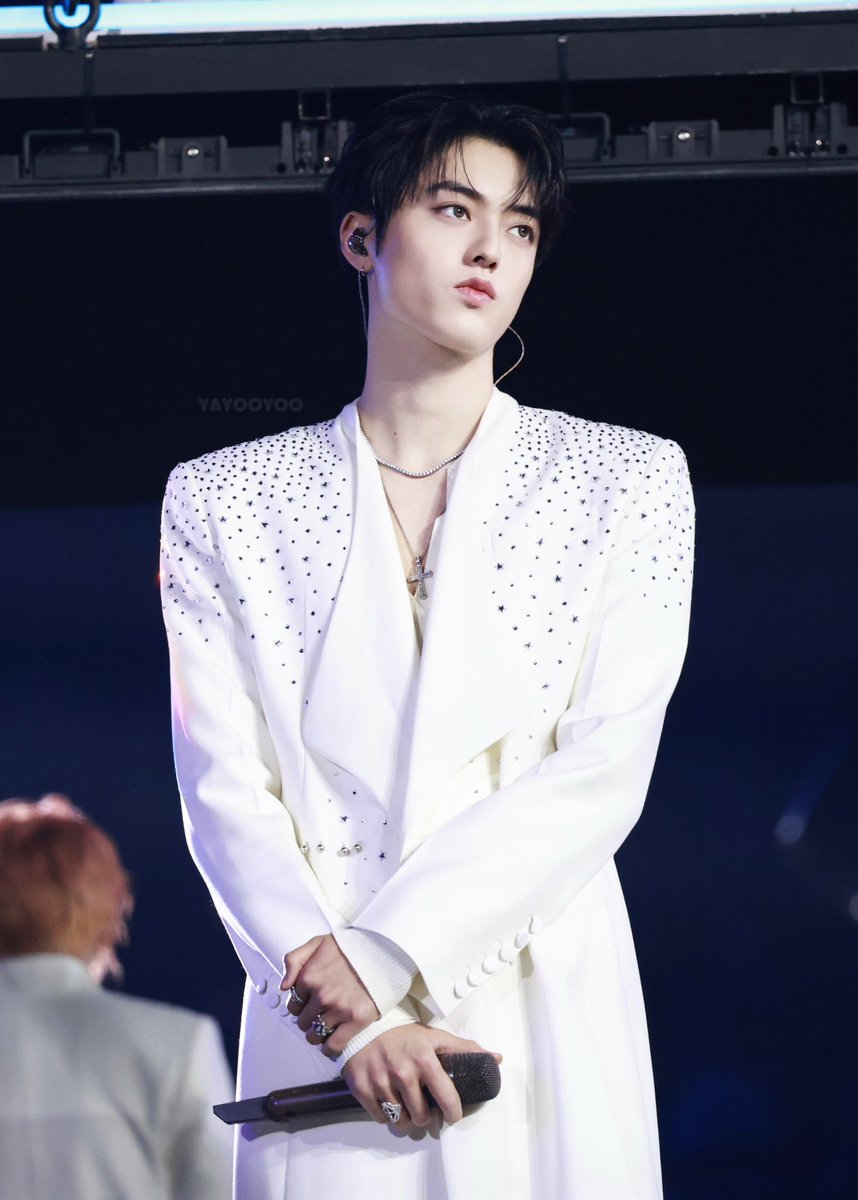 241225 SBS🦋
#HARUTO #하루토 #ハル卜
#트레저 #TREASURE