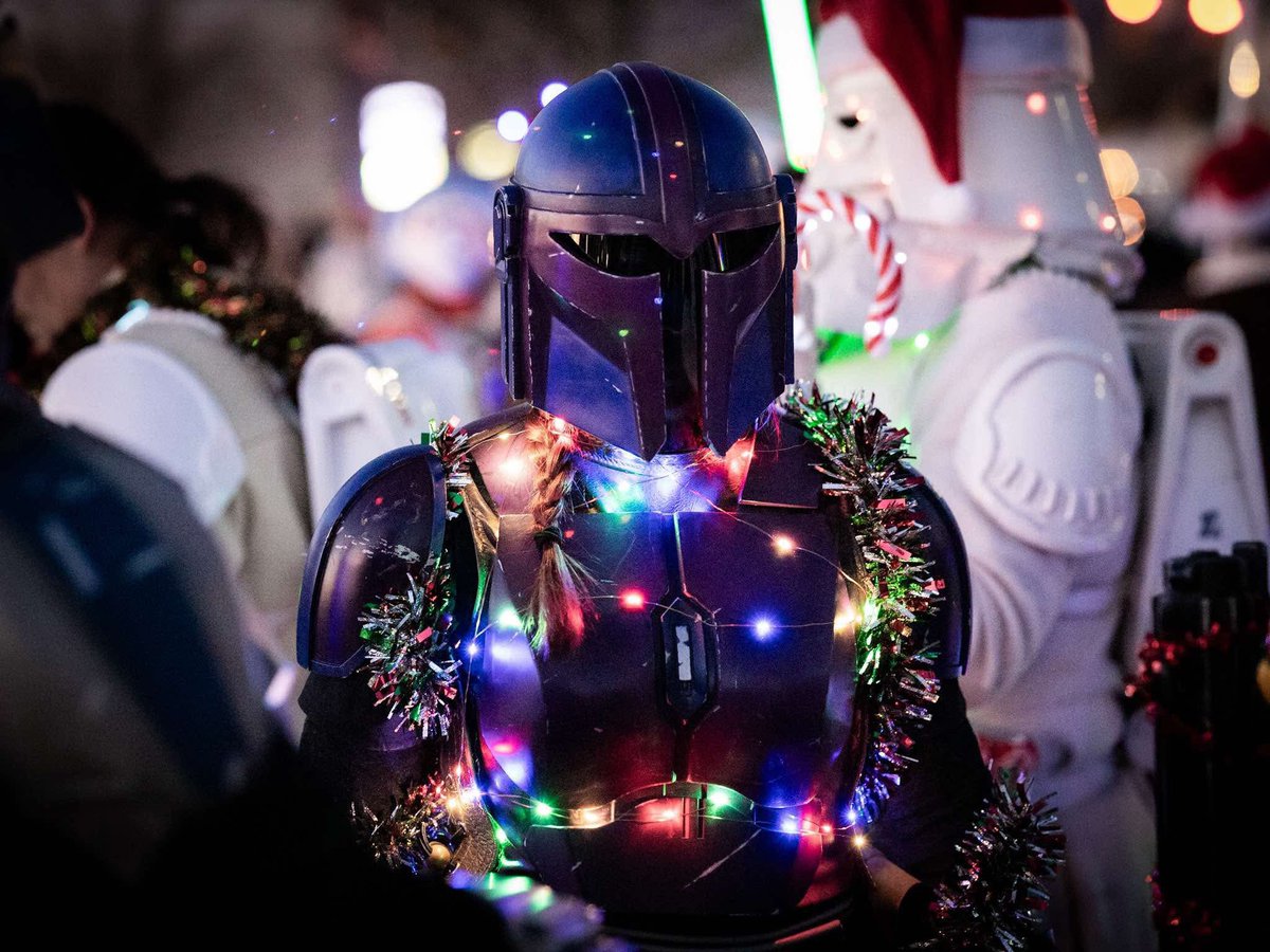 KraytClan's tweet photo. We would like to wish the happiest of holidays to everyone!!!
Find out more about MANDO MERCS and how to build your own Mandalorian armor costume:
https://t.co/FPSjCXFUsC
#kraytclanmandos, #mandomercs, #MMCC
@roguebase
@alpinegarrison
@rockymountaindroidbuilders https://t.co/qB6rHVs6YG