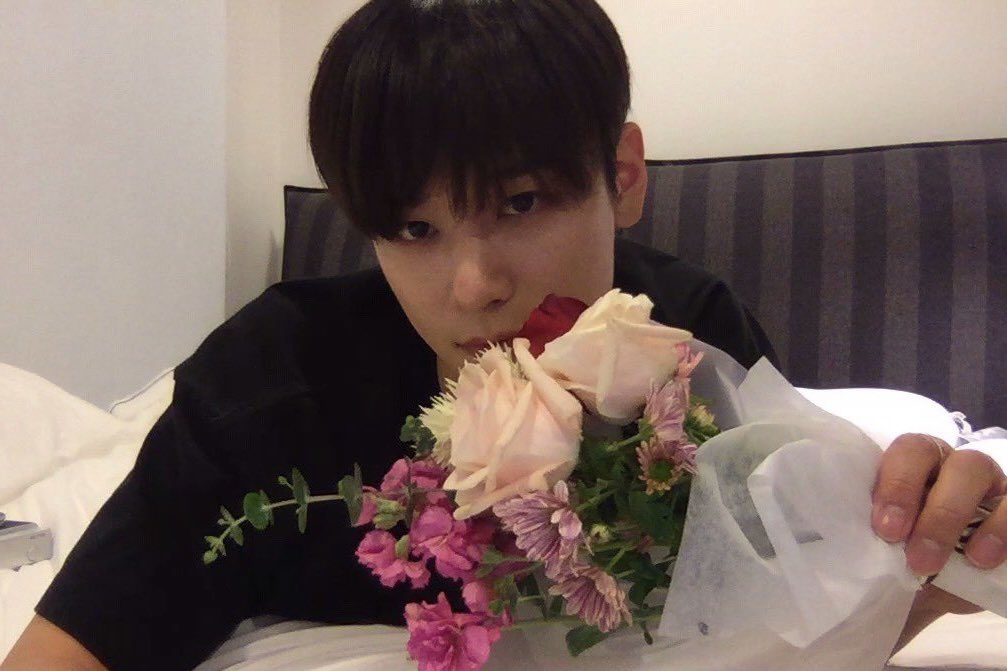 juyeon archive tweet media