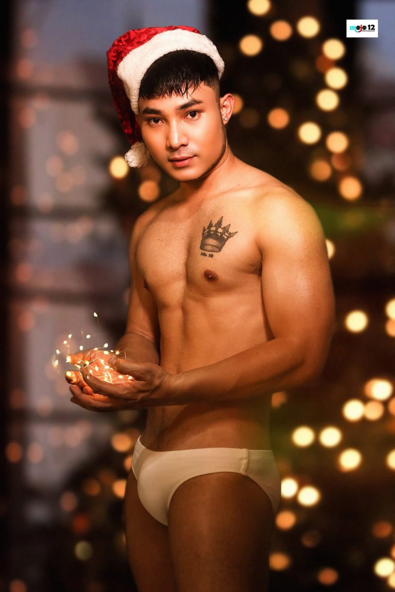 Mojo12Models's tweet image. Do you like What You See?!
It's #MOJO12PHOTOGRAPHY 📸

Mojovation means finding Magic in what we do.. ❤️ 😊

MOJO 12 MODEL: Alfred Natividad
Mister Asian International 2024
Swimwear by: Oliver Dela Cruz Laya

Copyright © 2024
📸 Mojo 12 Photography
All Rights Reserved