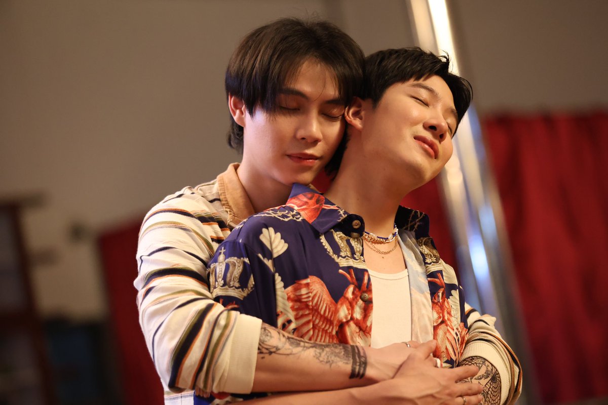 HeartKillersTH's tweet photo. ผมแค่อยากใช้เวลากับคุณ 2 คน 
(ก่อนที่ผมจะหักหลังคุณ) 🙃

#TheHeartKillersEP6
@Firstkpp @myktnw https://t.co/CttFxROJC2