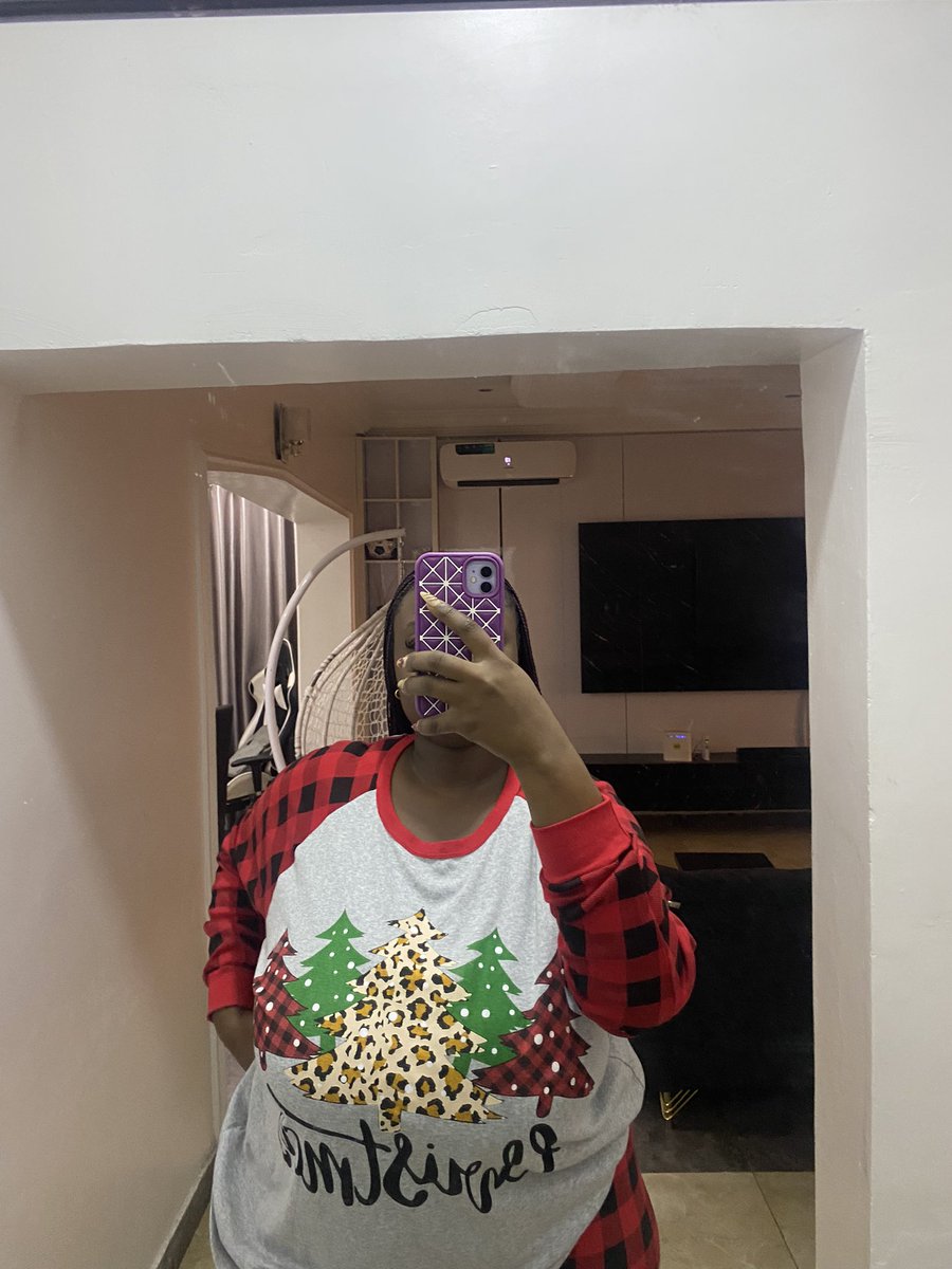 eniolla3's tweet photo. Merry Christmas 🎄🎁 https://t.co/DEGtmNkKsx