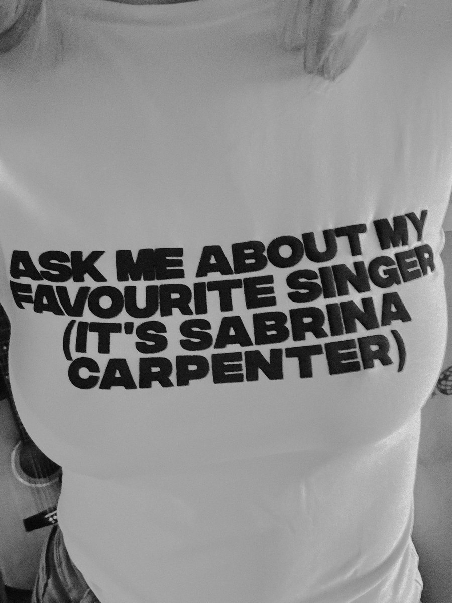 SC (@sabrinafeatures) on Twitter photo 
