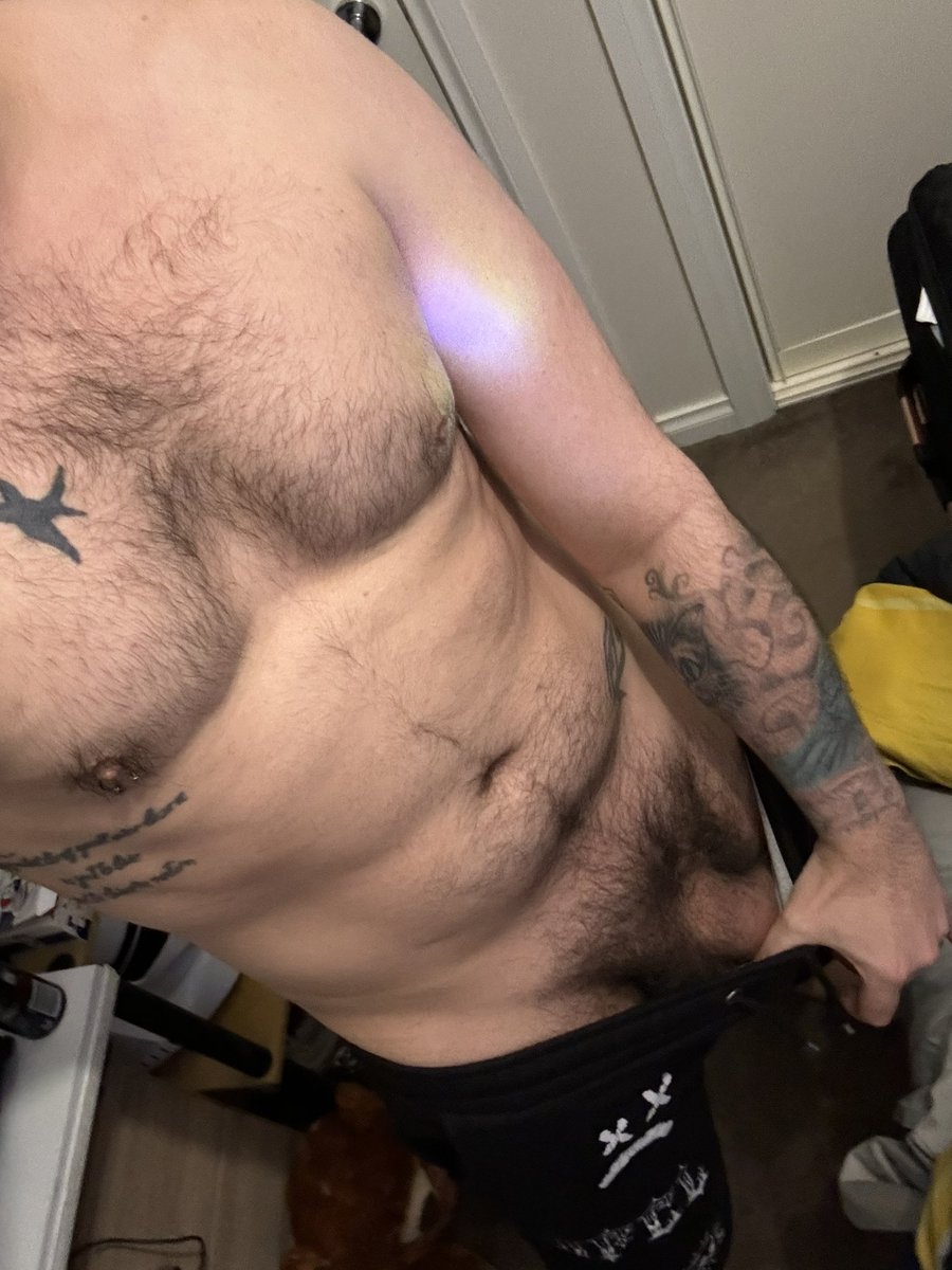 sub_toby's tweet photo. Merry Christmas here’s to a new year of content. Have fun! 

#altprofile #adultsonlygay #gayvers #gaychristmas https://t.co/WmvDqnL7Cv
