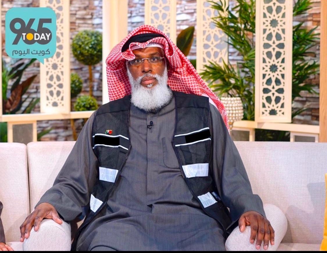 5511225's tweet photo. كمهتم بمسألة ذوي الاعاقه وناشط بهذا المجال 
اتمنى التوضيح لنا ومن معالي وزيرة  الشؤون عن التطور وعن الانجازات 
التي يتحدث عنها البعض ويمجدها 
ونحن لا نشعر بهذا التطور والانجاز
⛔️مثال المواعيد الطبيه ونتائجها واصدار الشهادات اذا حبتك عيني 
تدبر الامور  حدث معي هذا الامر 
 ⛔️فروع الهيئه والتي لايمكن ان تنجز او تستلم لوحة السياره الا من المقر الرئيسي مع الامكان ابلاغ المعني اختيار مكان الاستلام 
⛔️مع العلم بالسابق يوصلونها لهم للبيت )
ولايمكن الاطلاع على الملف الطبي لهولاء كي تستفسر عن نتيجة لجنه اجهزتهم فارغه انا معني لم اجد جواب لاستفساري 
فقط استخراج هويه ذوي الاعاقه 
وبعضها عطلان ايضا انا معني 
وهناك المكلف بالرعايه وهناك الملف التعليمي والقرارات التعليميه  
اكيد هناك ال��ثير الكثير من الملاحظات 
والحكومه الكل يعلم بانها ملزمه بتنفيذ هذا القانون 
لا متابعه من الهيئه والامور تسير بمزاجية جميع الوزارات وادارتها ولاحياة لمن تنادي 
وهناك الشلليه طغت 
وهناك شيل ده وحط ده 
وياليت التوضيح من معاليكم 
وياليت مثل ما استبعدتم الاداره السابقه لعجزها عن ادارة الهيئه ايضا تستبعد هذه الاداره ولعجزها 
واستبعدي 
القياديين ومن هم تحت القياديين
وانظروا بمصلحه الهيئه 
ومصلحه ذوي الاعاقه افضل من لعبة الكراسي 
وانفضوا الهيئه اذا كنتم تنشدون 
الاصلاح 
وخلونا 
نرتاح 
والسلام عليكم ورحمة الله وبركاته 
@KuwaitiCM 
@Pada_gov_kw 
@amthal1 
#الكويت_الإمارات 
#الكويت