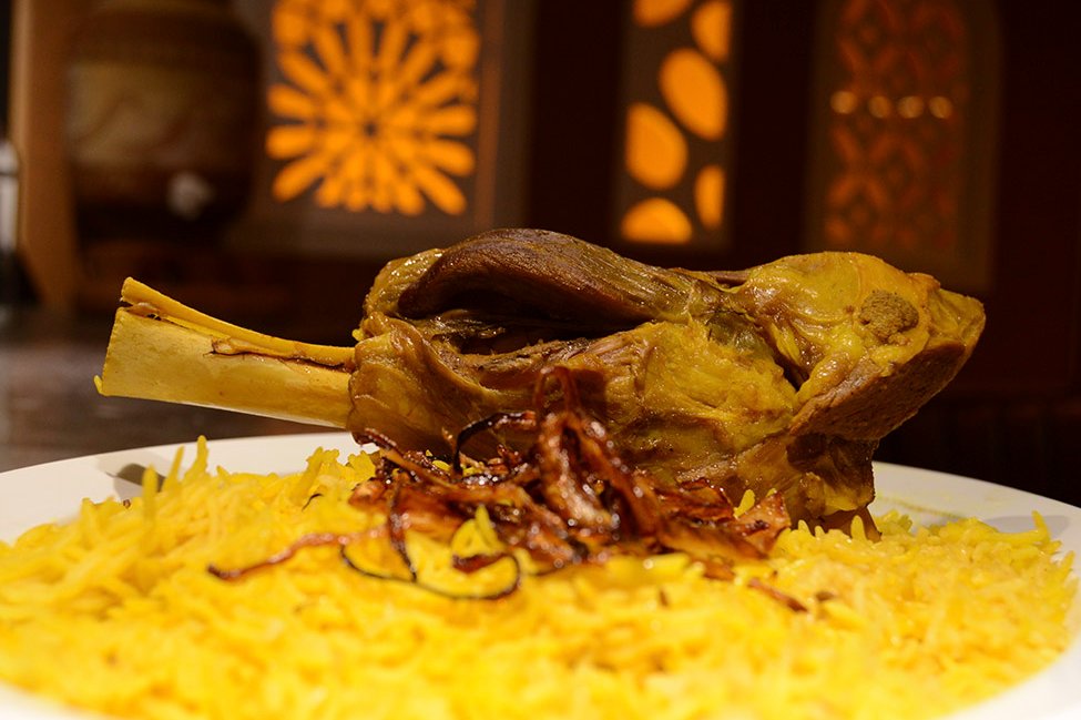 WashTone's tweet photo. WashTone Media is thrilled to highlight another amazing local business this holiday season! Today, Experience authentic Yemeni cuisine at Bab-Al-Yemen in Kenmore Square! 🍴 Indulge in dishes like lamb mendi, haneeth, and fahsa.

#ShopLocal #SupportSmallBusiness https://t.co/pBYaHnbdiS