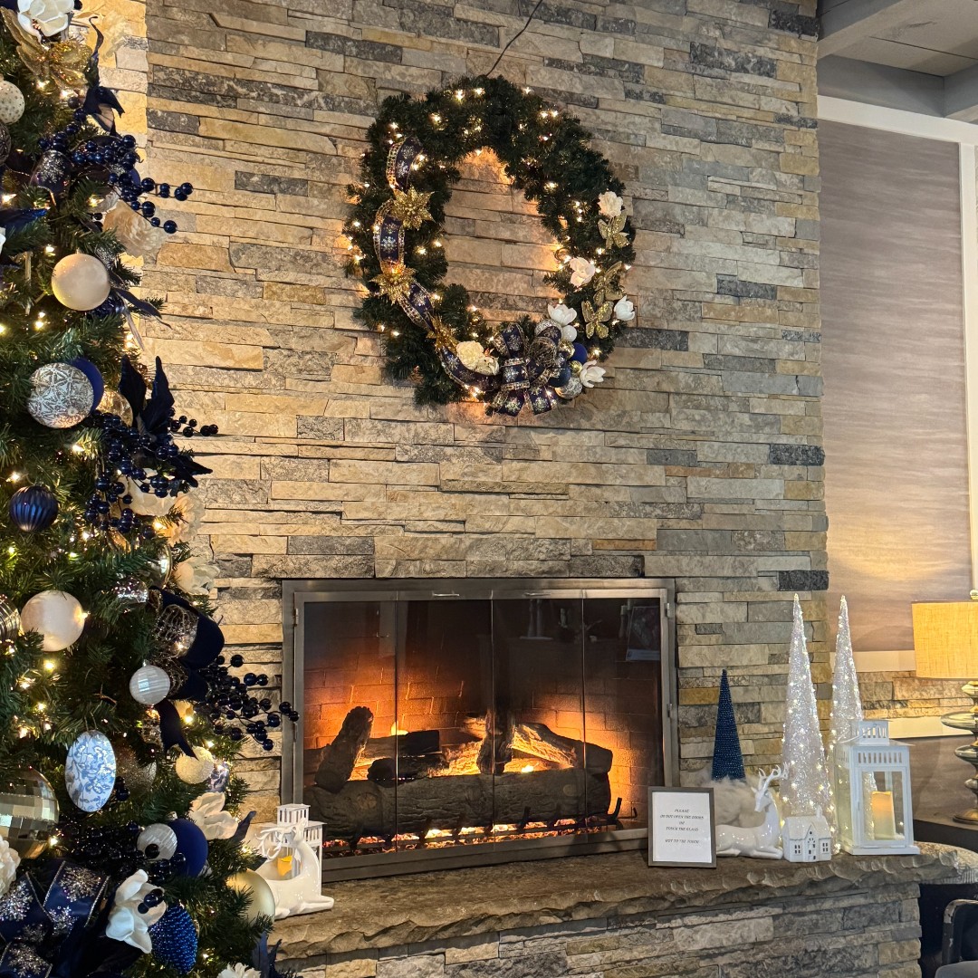 Merry Christmas from all of us at The Abbey Resort! 🎄✨ Wishing you a day filled with love, joy, and all the holiday magic. Whether you're cozy by the fire or celebrating with loved ones, we hope your day is as beautiful as the season. 🎁❤️