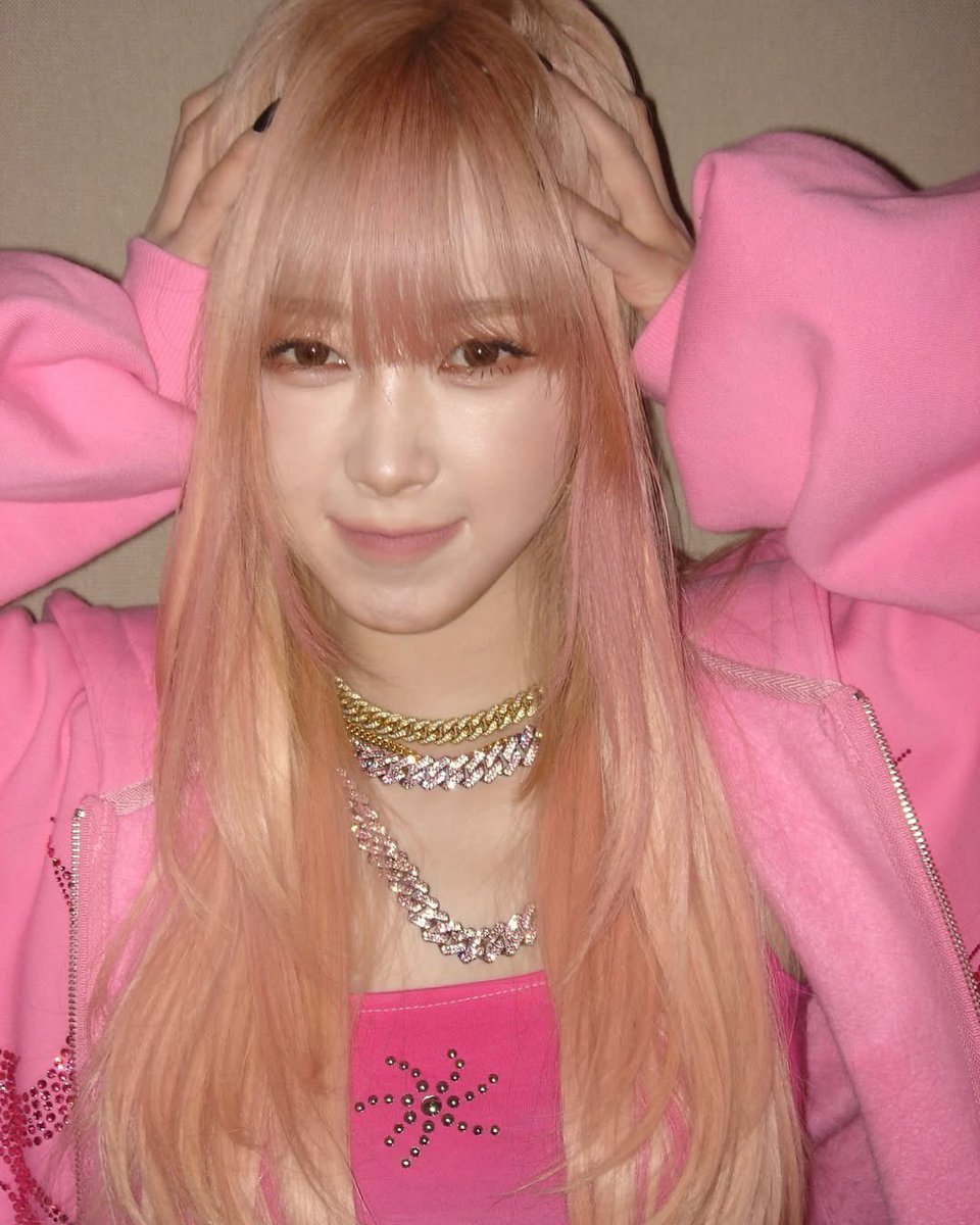 guriminnn's tweet photo. 待って待って待ってえりちゃんここに来て今年一のビジュ叩き出してきた、、、、、 https://t.co/kGWJjiICM3