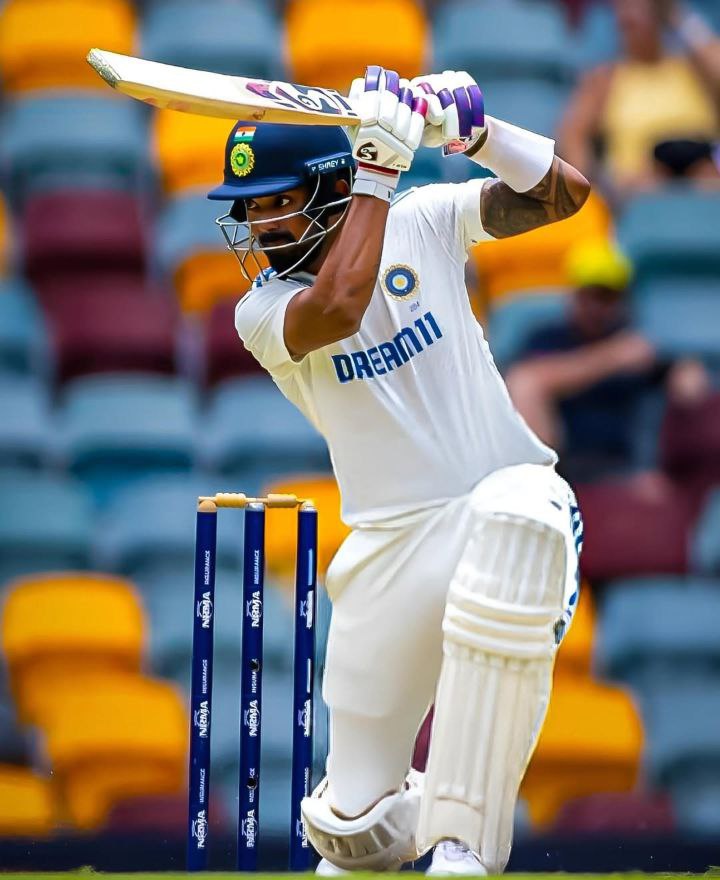 Predict KL Rahul's Score in boxing day test match and the correct one will get 1000rs paytm

Rules 
1) Must Retweet

2) Reply his Score with this tagline  "10 YEARS OF KL RAHUL"

#KLRahul
