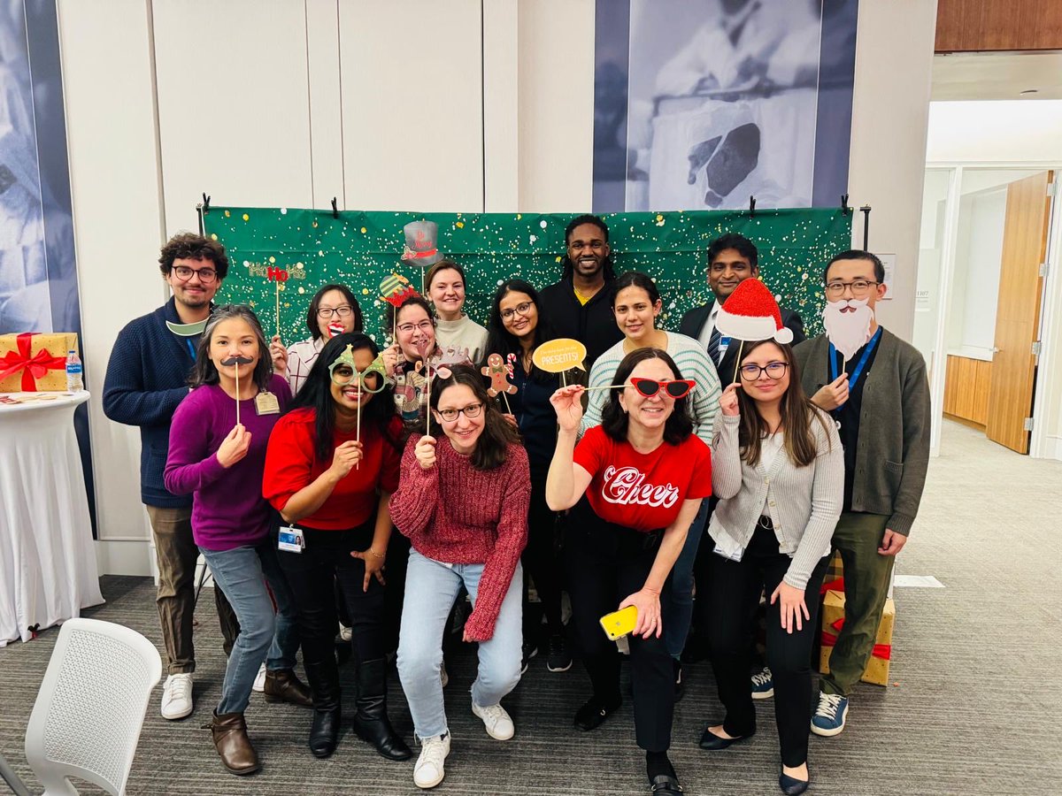 DrNErtekinTaner's tweet photo. Happy Holidays from our team to yours. May your days be happy, healthy, productive, full of camaraderie, time well spent with loved ones and with meaning. Best wishes to all. #NETanerLab ⁦@MayoClinicNeuro⁩ ⁦@MayoClinic⁩ https://t.co/gGW5lPBdKT