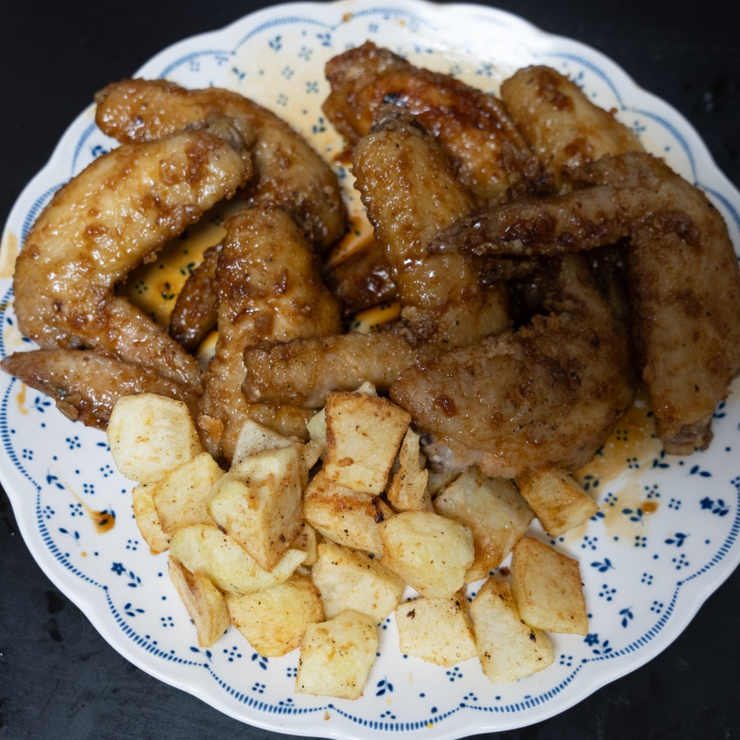 092hatoyama's tweet photo. 滑り込みチキン https://t.co/59FplcxYZy