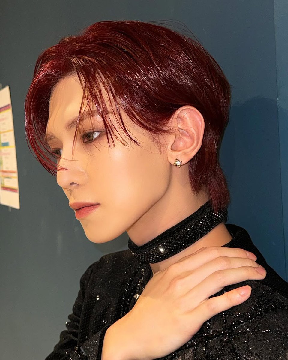 1024updates's tweet photo. [📷] 241225 | YEOSANG

#ATEEZ #에이티즈 #YEOSANG https://t.co/7wmGwOlFK8