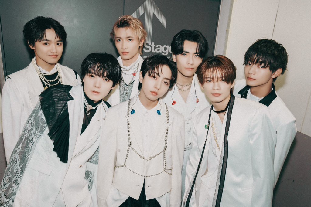 genjibu_sdr's tweet photo. GNJB Christmas Live 2024 Twinkle / Nightmare

2024.12.23 Tokyo Zepp DiverCity
2024.12.25 Osaka Zepp Namba

#原因は自分にある。 https://t.co/HdP7ZmtkPO