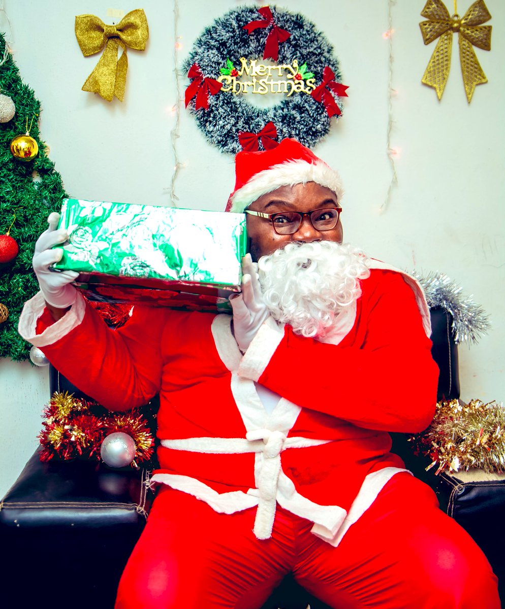 🎅🏾🐻Wishing You a Very Merry Christmas🐻🎅🏾
#ScreenTeddy #MerryChristmas #TeddyChristmas