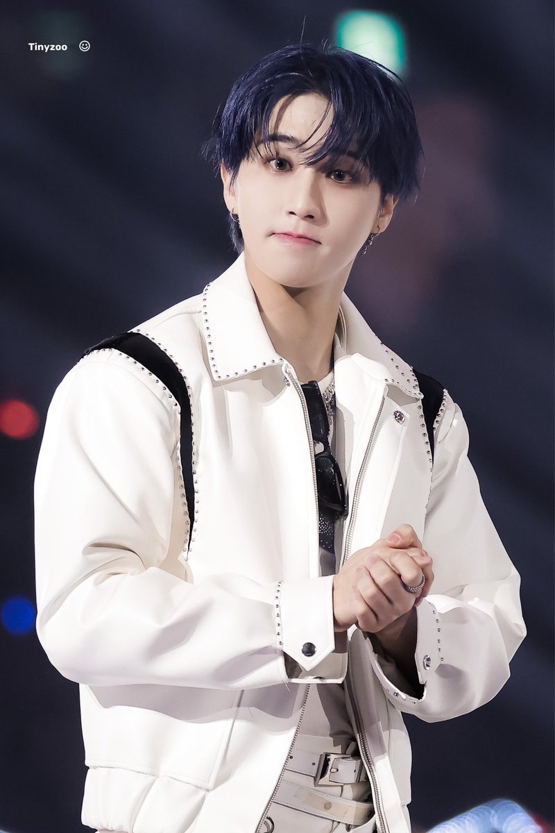 skzzoozoo's tweet photo. 241225
🐿️HD

#StrayKids  #HAN 
#스트레이키즈  #한 https://t.co/GOgJw6fGwE