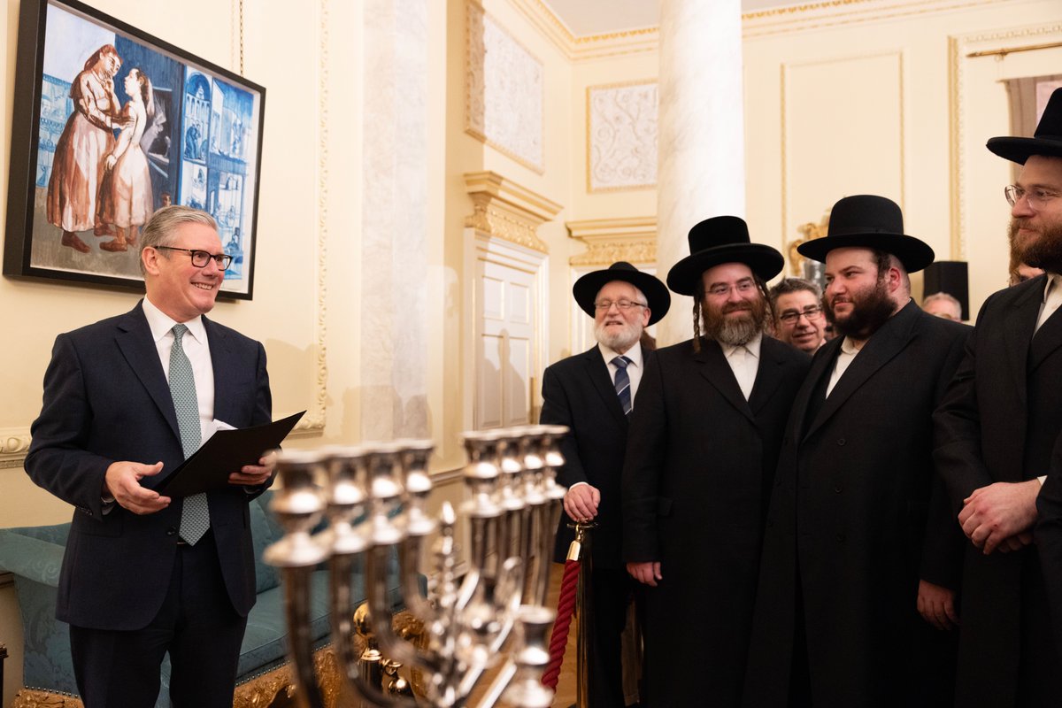 UK Prime Minister tweet media