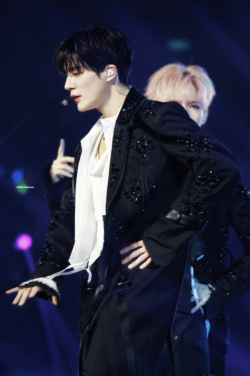 NOproblem tweet media