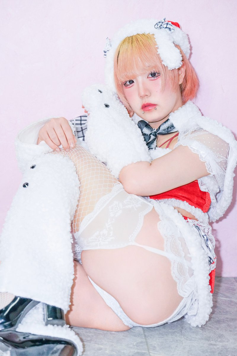 Photographer_YA's tweet photo. MerryChristmas🎄
Model:ぴより　⑥

#portrait
#ファインダーの越しの私の世界
#MerryChristmas https://t.co/NclsbLZq8z