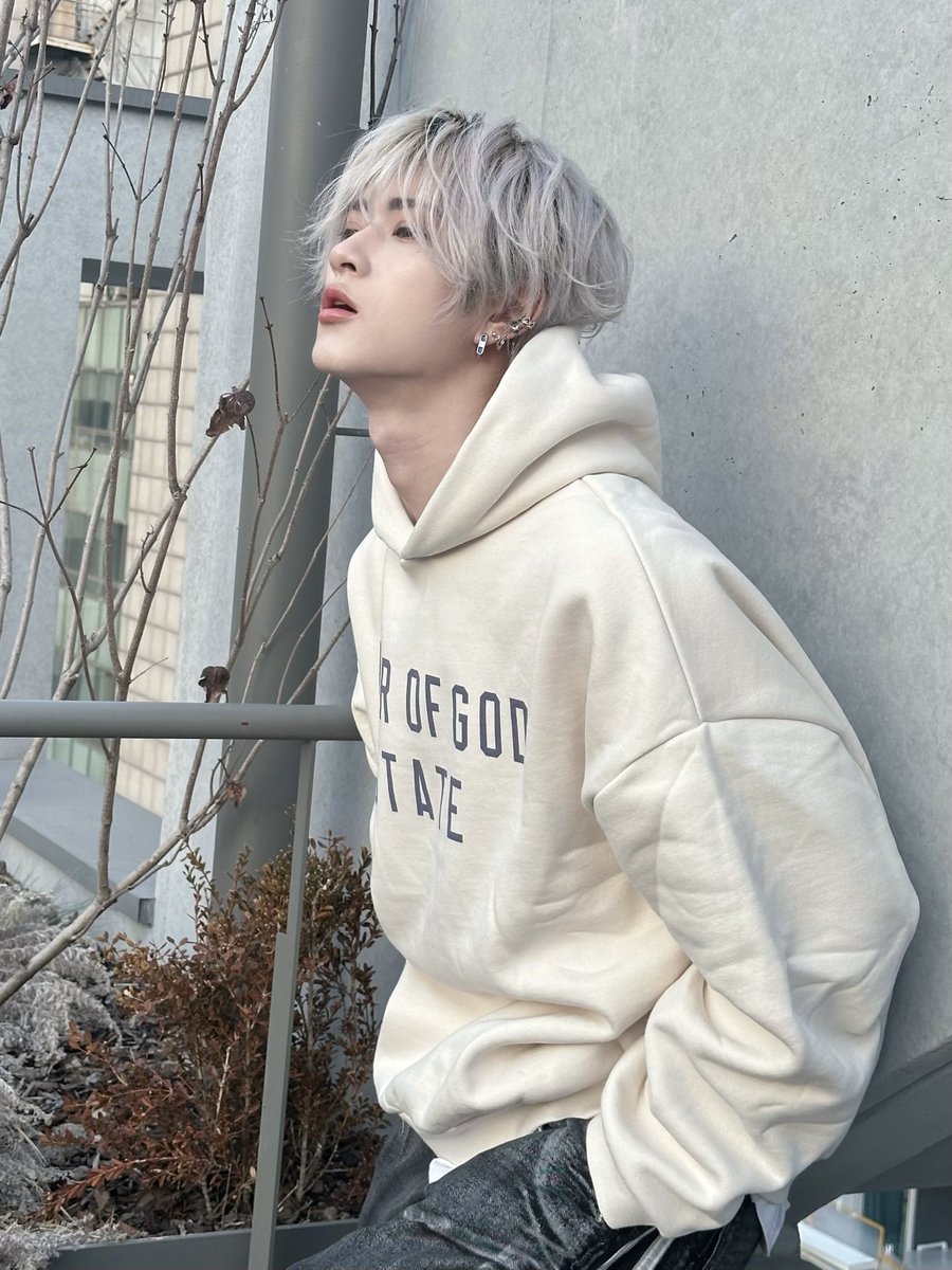 XODIAC_MEMBERS's tweet photo. [#리오] 

🎄🎄🎄🎄day

#XODIAC #소디엑 #LEO #리오 https://t.co/yCCUMMMqEe