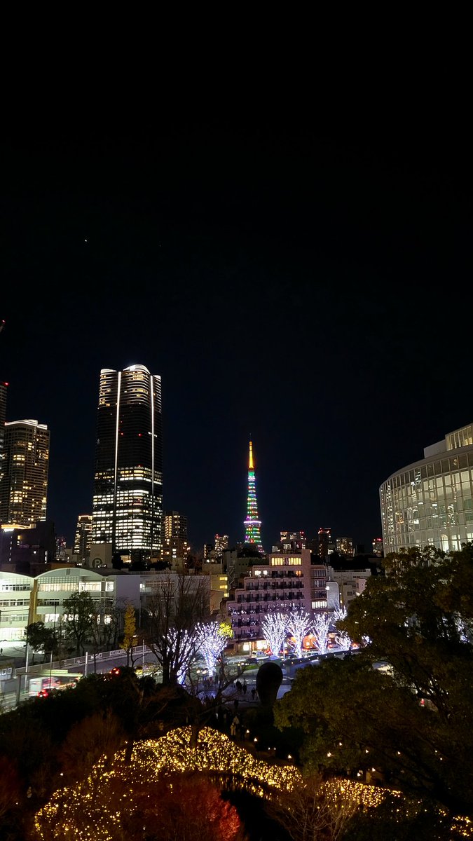 acidfunk___'s tweet photo. 六本木をうろうろして来ました https://t.co/UZqRyoVvlS