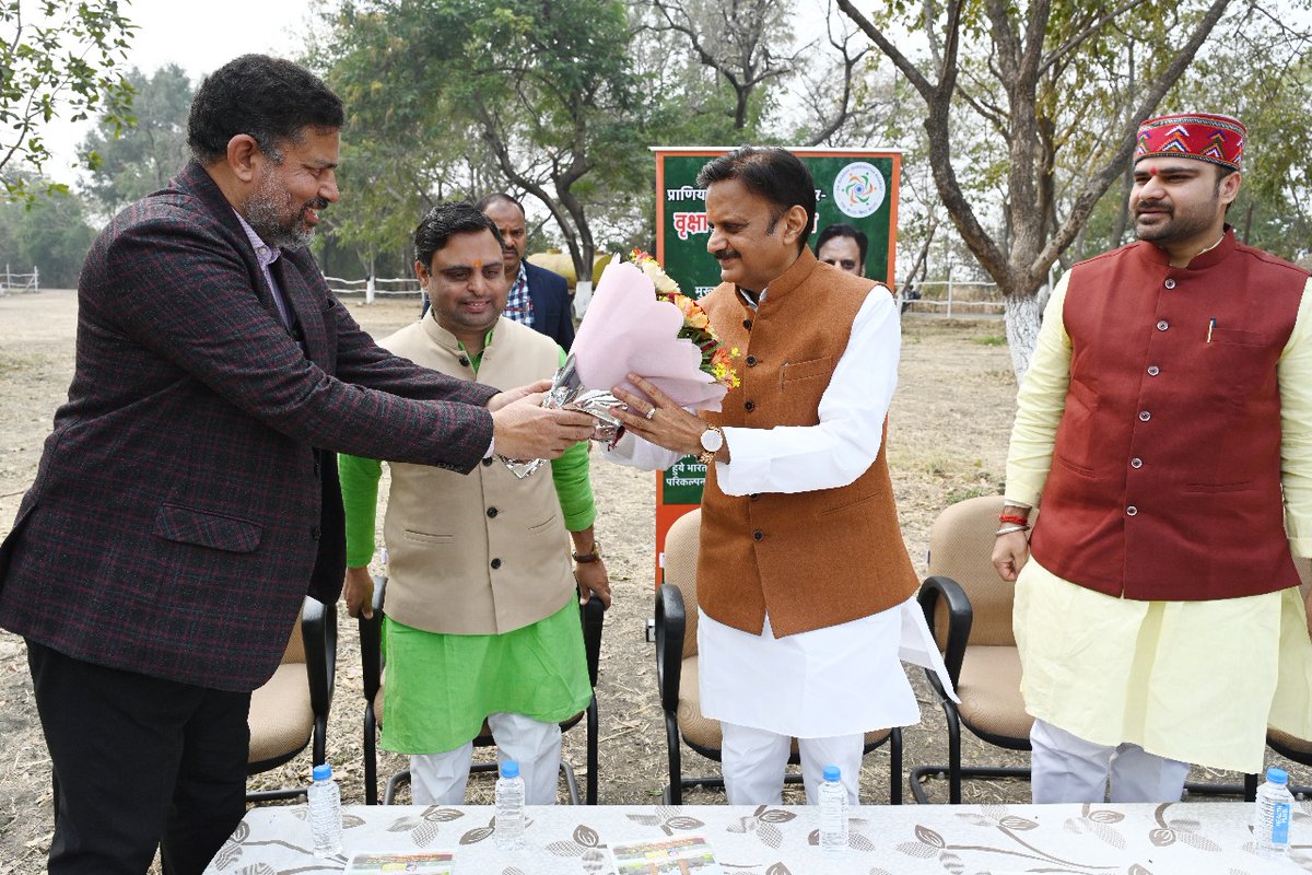 igrms's tweet photo. Tree Plantation Campaign held at IGRMS on Dec 24. Hon’ble Deputy CM of MP, Shri Rajendra Shukla, inaugurated the event by planting a Kadam tree, promoting the conservation of rare species and raising awareness about environmental protection. #Environment #TreePlantation #IGRMS" https://t.co/ARvl9zhV0D