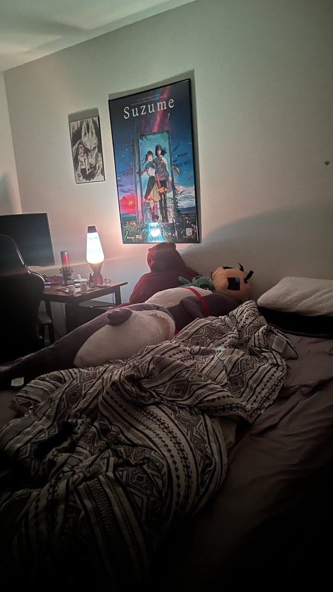 Maxie57_'s tweet photo. It's all about the vibes girlies, maybe I'll frame some of my LSD drawing pages :p https://t.co/eLOiFv0xCf