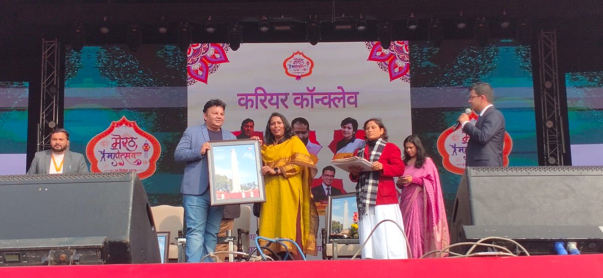 AANYAYADAV12's tweet photo. आधुनिकता का यह बहुत बड़ा संगम हमें देखने को मिल रहा है यह बहुत सौभाग्य की बात है उत्तर प्रदेश के लोगों के लिए..#मेरठ_महोत्सव_2024  Dhanyawad YOGIJI
 @myogiadityanath  @upculturedept @DmMeerut @SuchnaMeerut https://t.co/EJi9bhcs8e