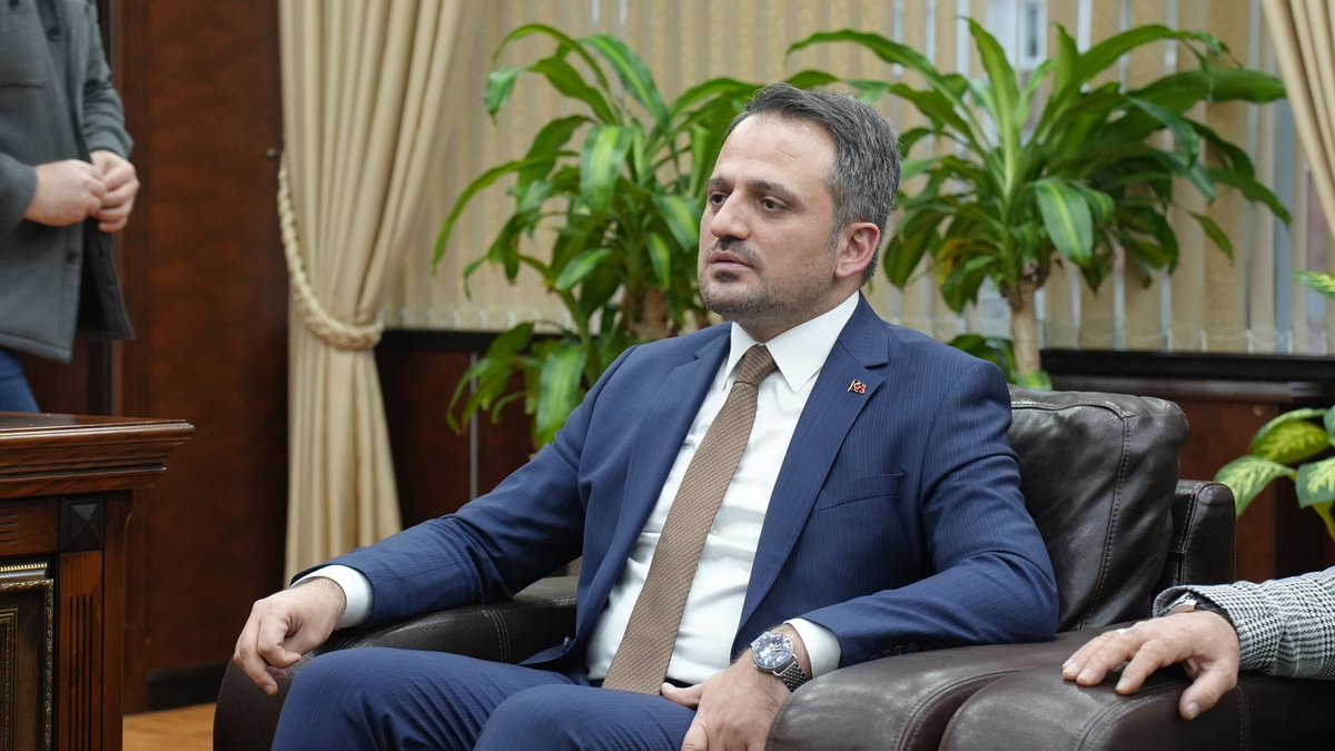 📍Karasu Belediyesi

💫Gençlik ve Spor Bakan Yardımcımız Sayın Dr. Enes Eminoğlu, Karasu Belediye Başkanı İshak Sarı'yı makamında ziyaret etti.