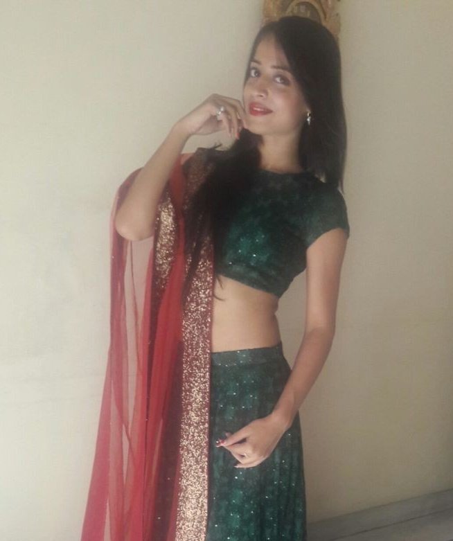 तरीका कुछ भी हो जीवन जीने का

पर हमेशा खुश रहने का प्रयास करें।
🔄