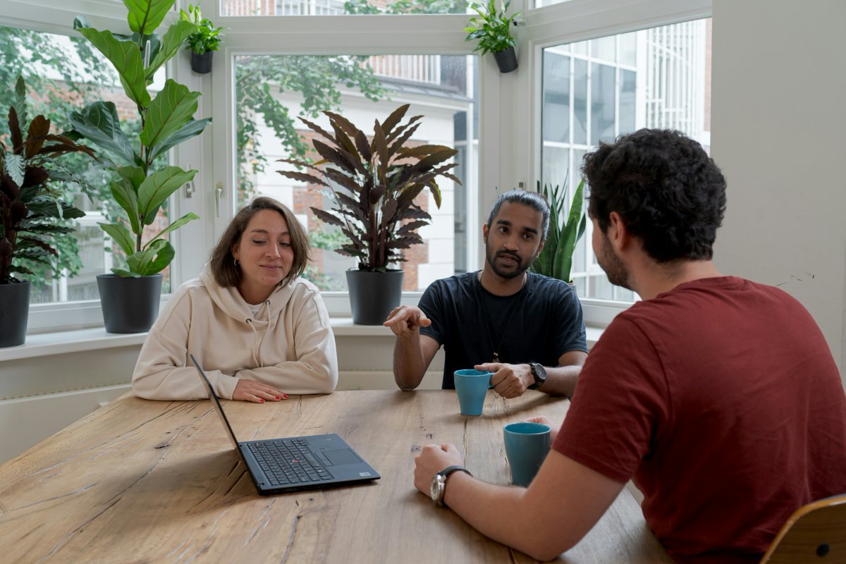 twistlab's tweet photo. Provide a better customer experience in B2B marketing!
https://t.co/zRkPXe8XIv

#SocialMedia #DigitalMarketing #ContentMarketing #SEO #OnlineMarketing #MarketingStrategy #SocialMediaMarketing #BrandAwareness #Engagement #InstagramMarketing #TwitterMarketing https://t.co/4I6EAH50Sp