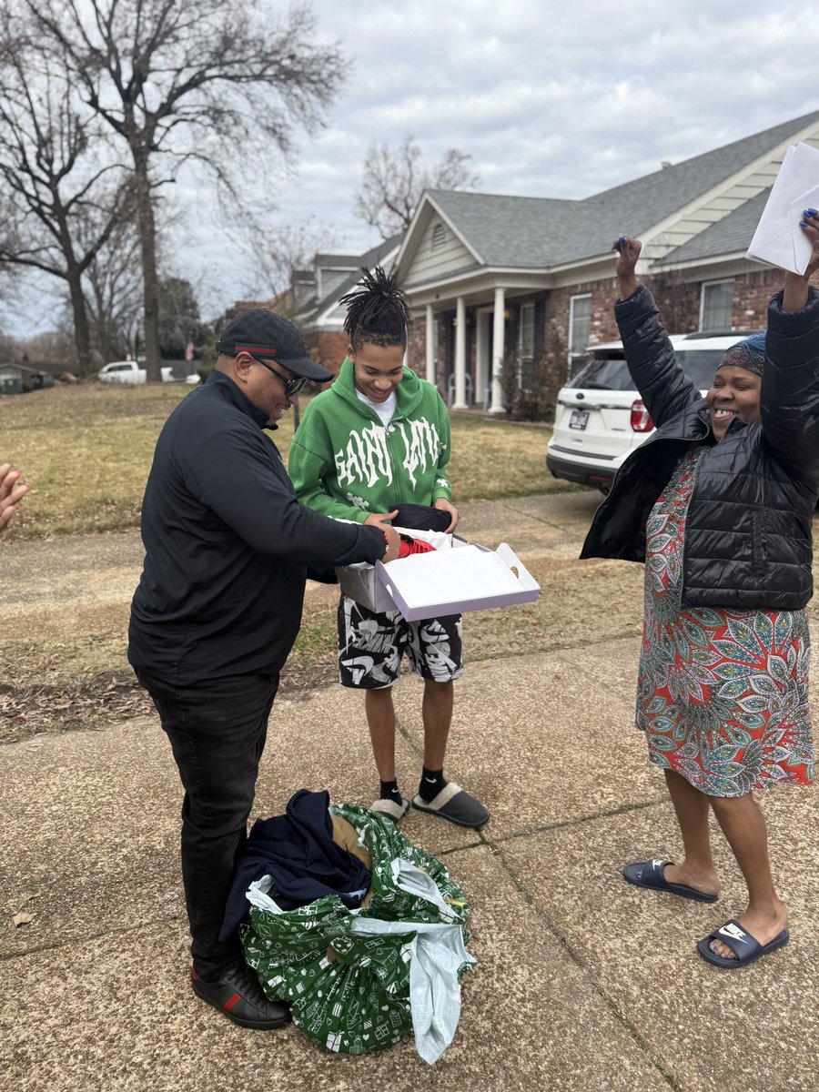 Dr. Joris M. Ray tweet media