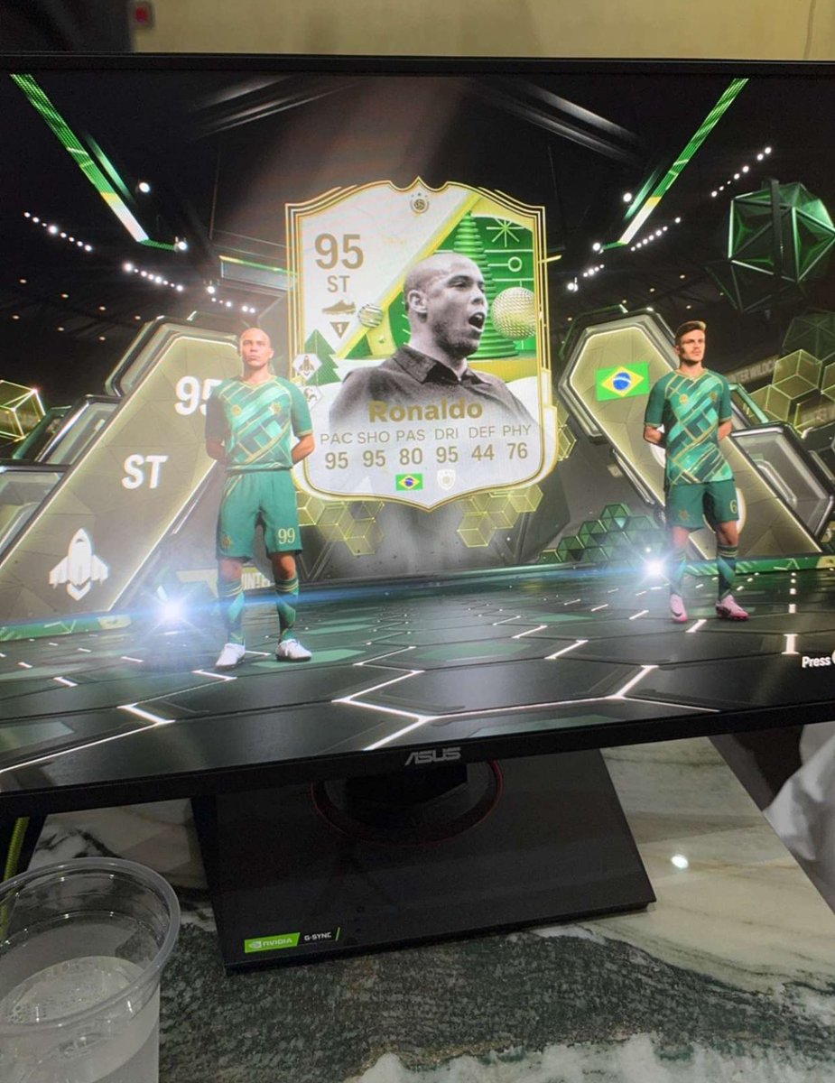 AaMeghessib tweet media